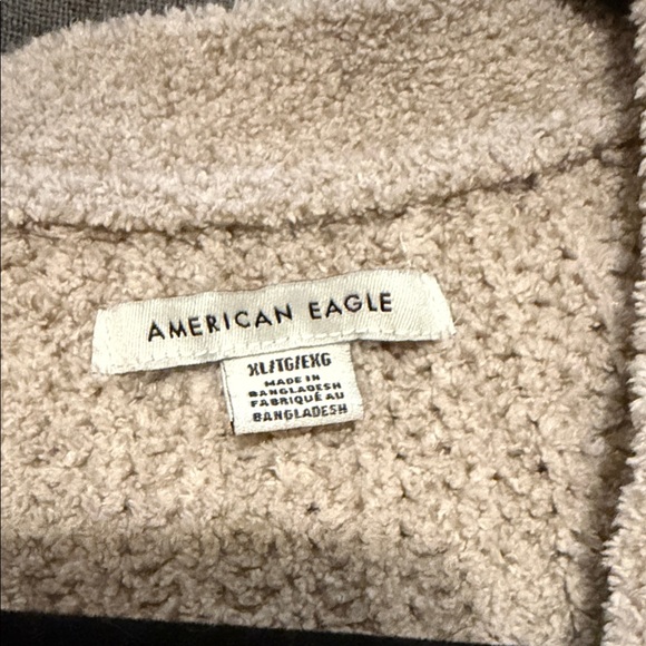 American Eagle Cozy Tan Women's Button down Cardigan XL - Picture 2 of 3